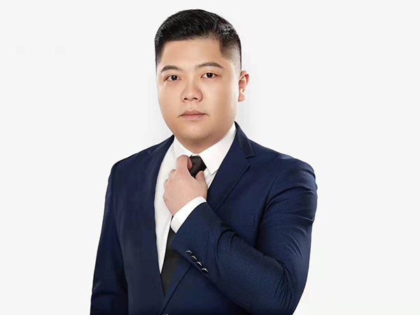 瞿志斌